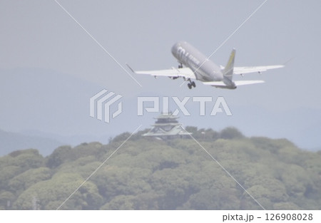 飛行機と空 飛行機と空 126908028