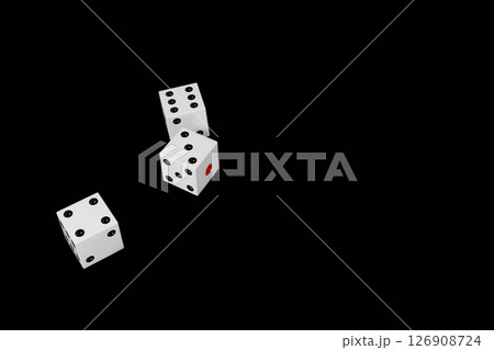 黒背景に三つのサイコロの3DCG画像 126908724