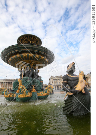 フランス　パリ　コンコルド広場 126913601