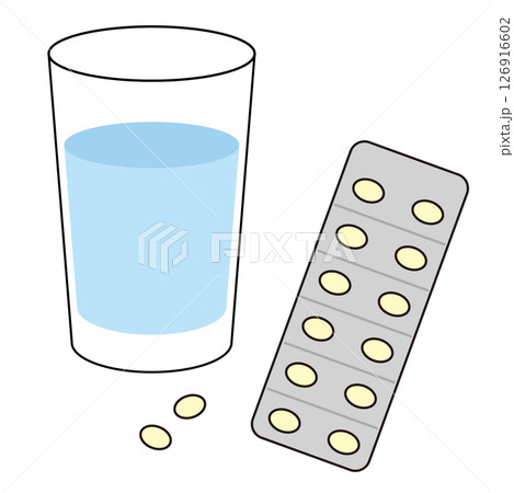 薬のシートと水 126916602