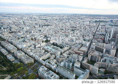 フランス パリ エッフェル塔からの眺め フランス パリ エッフェル塔からの眺め 126917580