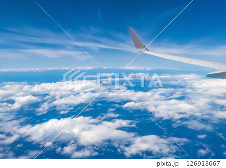 フライト　空撮　旅の風景 126918667