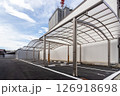 カーポートのある駐車場 126918698