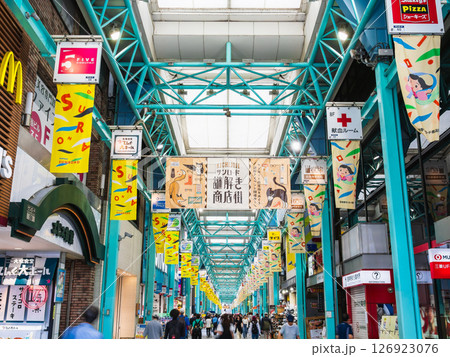 東京　吉祥寺サンロード商店街 126923076