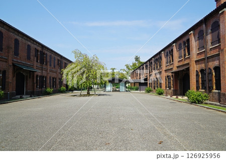 赤レンガが印象的な石川県立歴史博物館 126925956