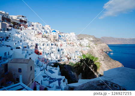 ギリシャのサントリーニ島の美しい風景（2025年） 126927255