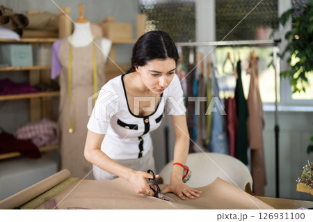 dressmaker cuts brown paper 126931100