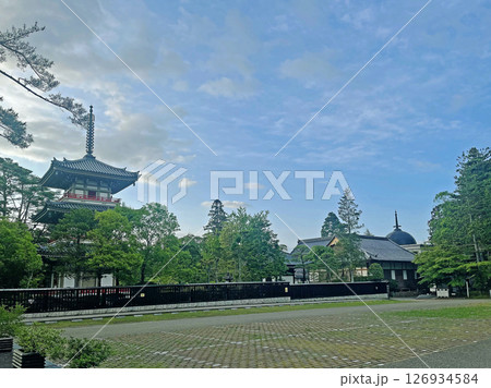杜の都仙台　北山　輪王寺　三重塔 126934584