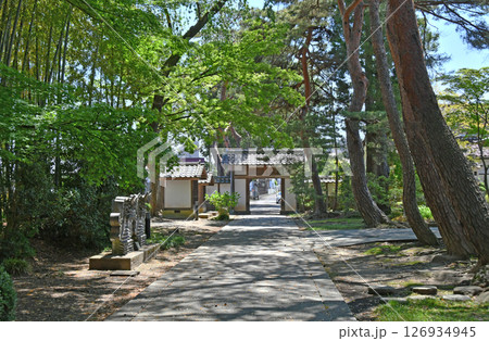 杜の都仙台　北山五山　當午山　満勝寺　参道 126934945