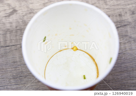 カップラーメン 完食 容器 126940019