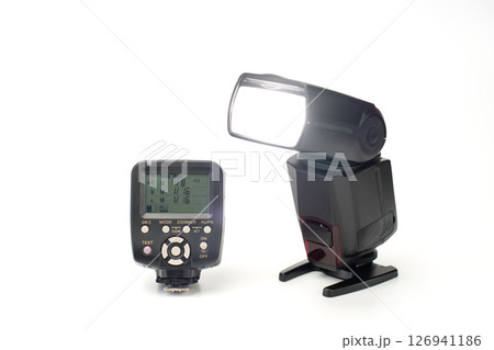 ストロボとトリガー 126941186