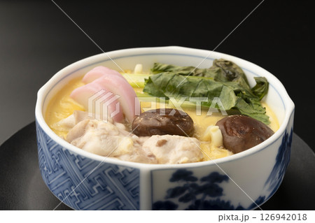 せいろで蒸した小田巻き蒸し 126942018