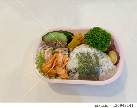 お子様弁当 お子様弁当 126942141