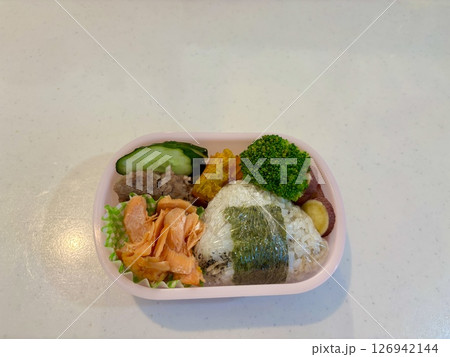 お子様弁当 お子様弁当 126942144