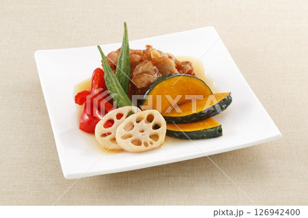 鶏唐と揚げ野菜の甘酢餡かけ 鶏唐と揚げ野菜の甘酢餡かけ 126942400