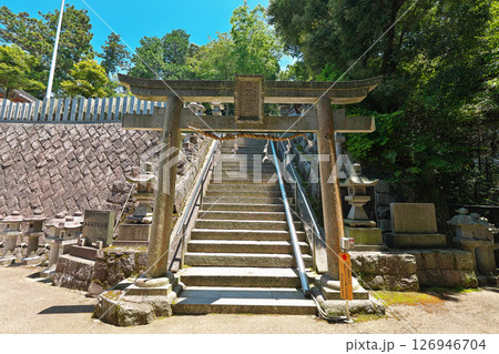 【笠山荒神社】 奈良県桜井市大字笠 126946704