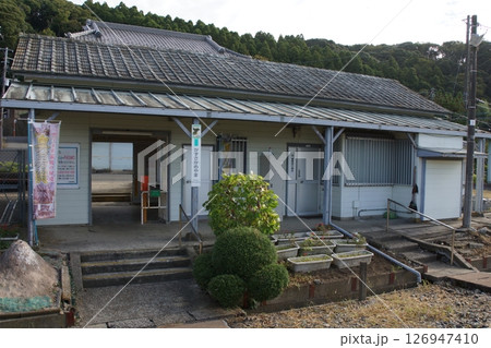 久留里線の風景 上総亀山駅駅舎 久留里線の風景 上総亀山駅駅舎 126947410