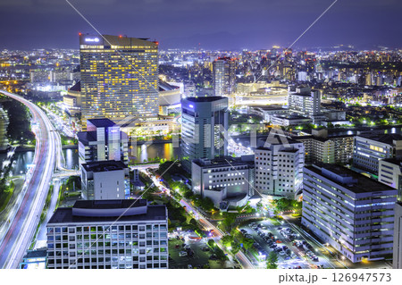 福岡タワーから見る福岡市の素晴らしい夜景 福岡タワーから見る福岡市の素晴らしい夜景 126947573