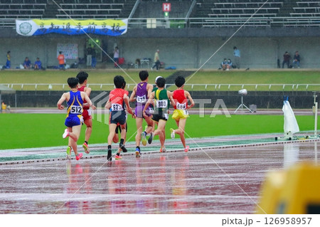 陸上の試合 126958957