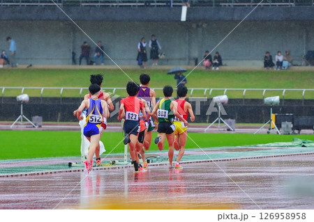 陸上の試合 126958958