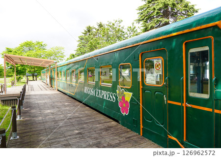 道の駅・おこっぺにある保存車両（キハ22形気動車） 126962572