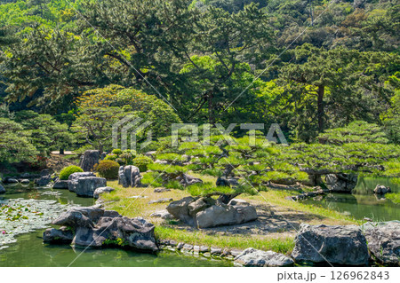 香川県　栗林公園 126962843