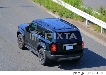 国産SUV　イメージ 126964194