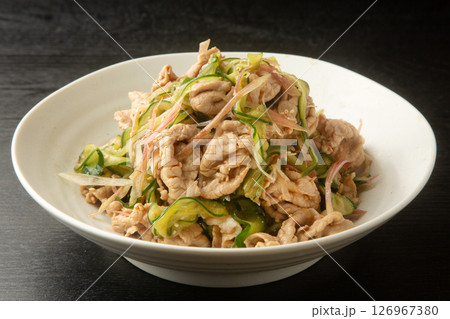 冷しゃぶサラダ 126967380