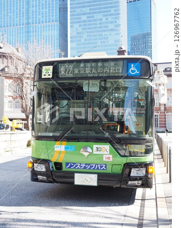東京駅丸の内口　都営バス 126967762