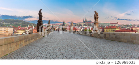 Charles Bridge at dawn, Prague, Czech Republic 126969033