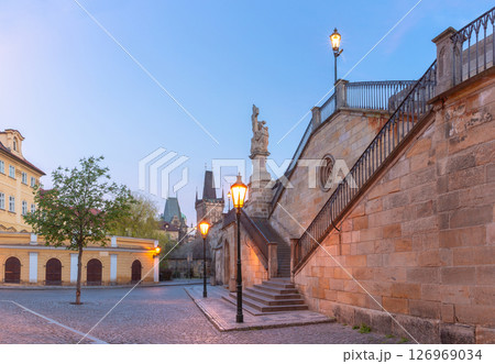 Charles Bridge at dawn, Prague, Czech Republic 126969034