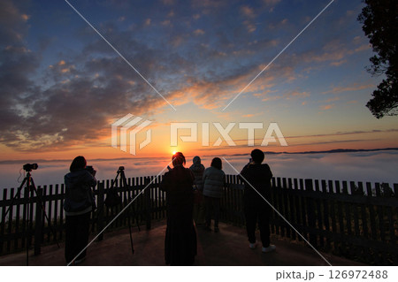 広島県三次市霧の海展望台より 広島県三次市霧の海展望台より 126972488