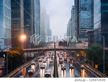 雨の都市風景-1 126972630