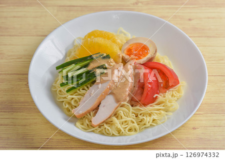 ごまだれ冷し中華 126974332