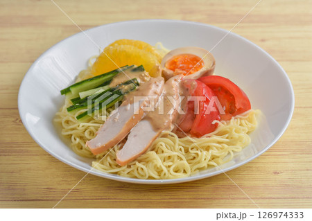 ごまだれ冷し中華 126974333