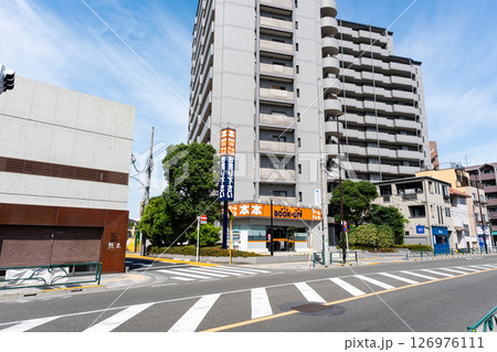 BOOKOFF京王国領駅前店でショッピング　京王線国領駅　東京都調布市国領町 126976111