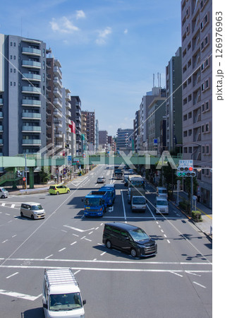 尾長橋歩道橋周辺・王子三丁目交差点の交通【交通イメージ】 126976963