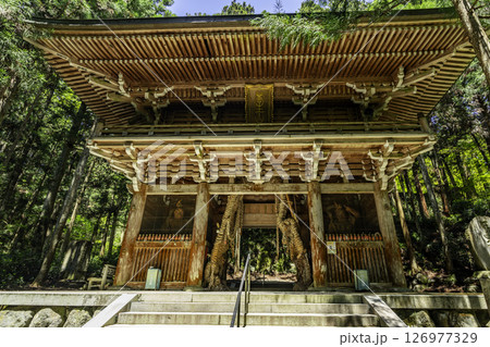 四国八十八箇所44番 大寶寺 山門 愛媛県久万高原町 四国八十八箇所44番 大寶寺 山門 愛媛県久万高原町 126977329