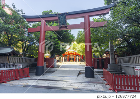 御霊神社 正面鳥居(大阪市中央区淡路町) 御霊神社 正面鳥居(大阪市中央区淡路町) 126977724