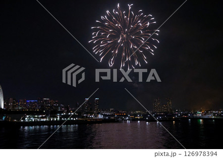Yokohama Port Festival Fireworks Show Illuminates the Night Sky Yokohama Port Festival Fireworks Show Illuminates the Night Sky 126978394