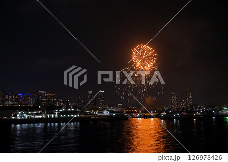 Yokohama Port Festival Fireworks Show Illuminates the Night Sky Yokohama Port Festival Fireworks Show Illuminates the Night Sky 126978426
