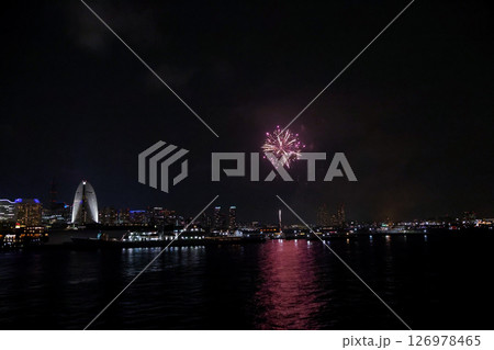 Yokohama Port Festival Fireworks Show Illuminates the Night Sky Yokohama Port Festival Fireworks Show Illuminates the Night Sky 126978465