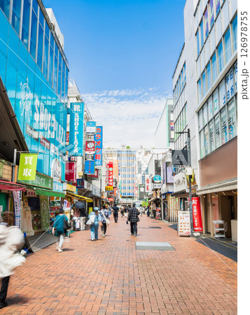 吉祥寺サンロード商店街の横道 元町通り 吉祥寺サンロード商店街の横道 元町通り 126978755
