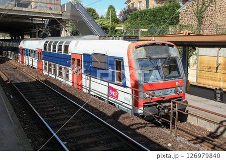 フランス パリ RER高速郊外鉄道 フランス パリ RER高速郊外鉄道 126979840