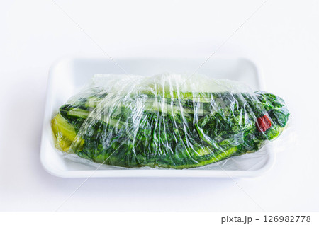 小松菜の浅漬け作り 126982778