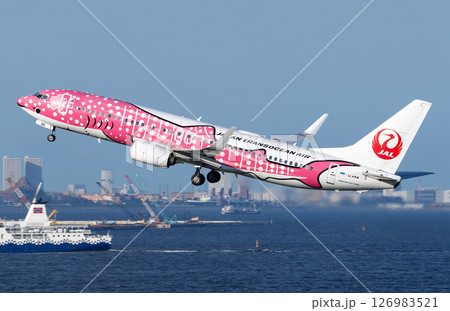 JTA B737-800羽田離陸上昇 126983521