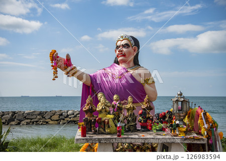 THAILAND RAYONG MAE YAI GIANT SEA LADY 126983594