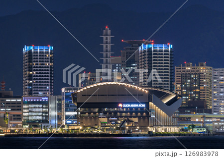 神戸の夜景 三宮方面 (兵庫県神戸市中央区) 神戸の夜景 三宮方面 (兵庫県神戸市中央区) 126983978