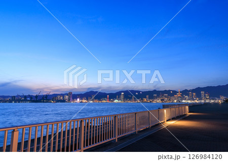 神戸の夕景 (兵庫県神戸市中央区) 神戸の夕景 (兵庫県神戸市中央区) 126984120
