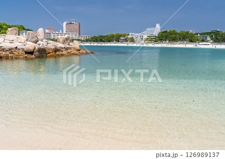 《和歌山県》白良浜のビーチ・南紀白浜 126989137